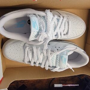 Nike White and Blue Low-Top Sneakers